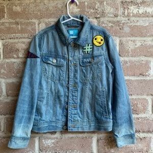 I’m selling a  a medium blue jean jacket from gap